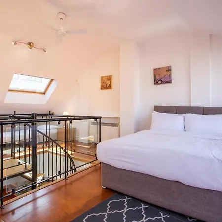 Grafton Street District