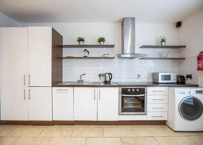 Апартаменты Grafton Street District *